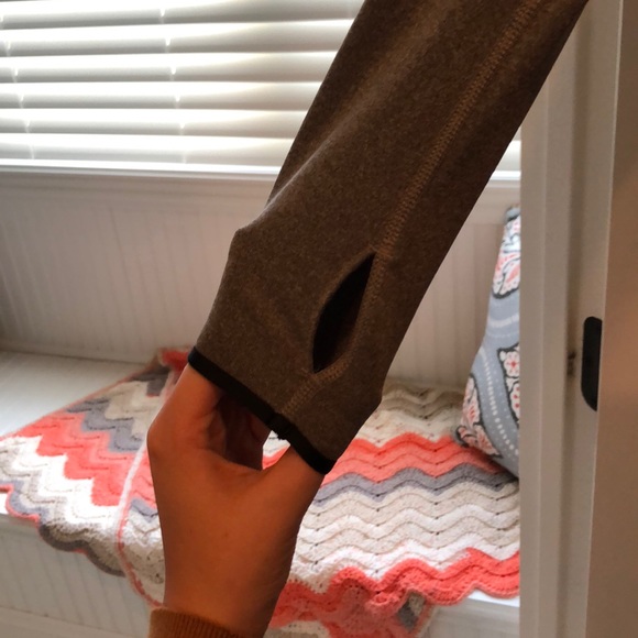 Grey Nike Pro half zip - Picture 2 of 2